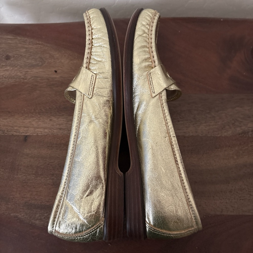 SAS Classic Gold Color Leather Slip On Loafers Comfort Shoes Tripad 9.5 S USA - Picture 5 of 8